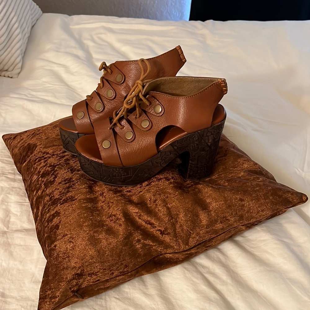 Free people shoes size 7